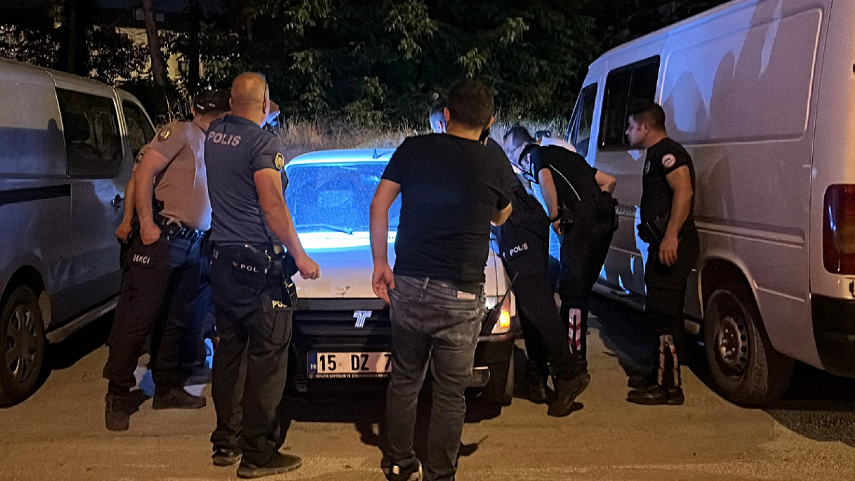 25 yaşındaki genç araçta ölü bulundu