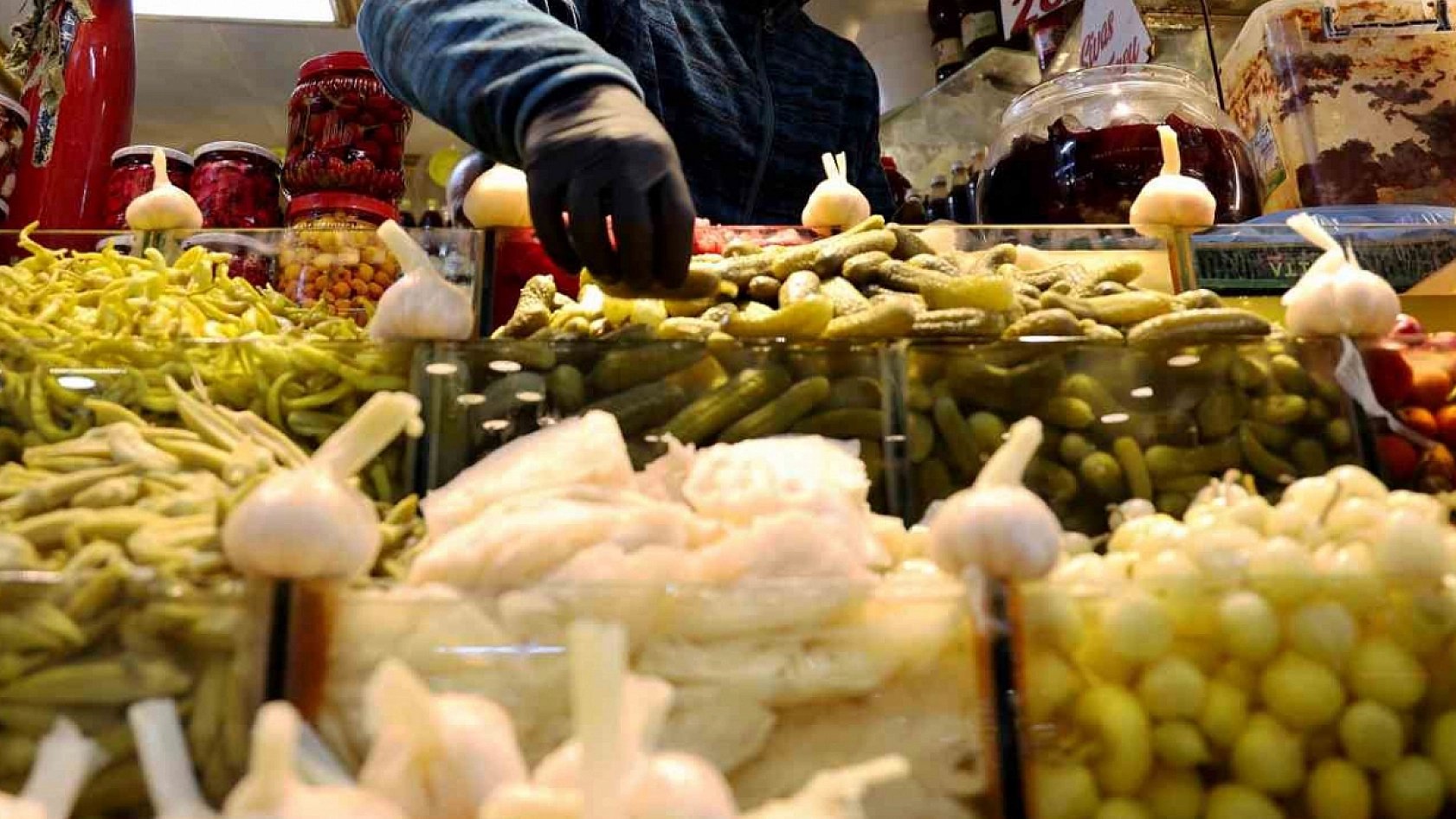 Elazığlılar bu haberi okumadan turşu kurmayın: Hem sert kalsın hem de bozulmasın!