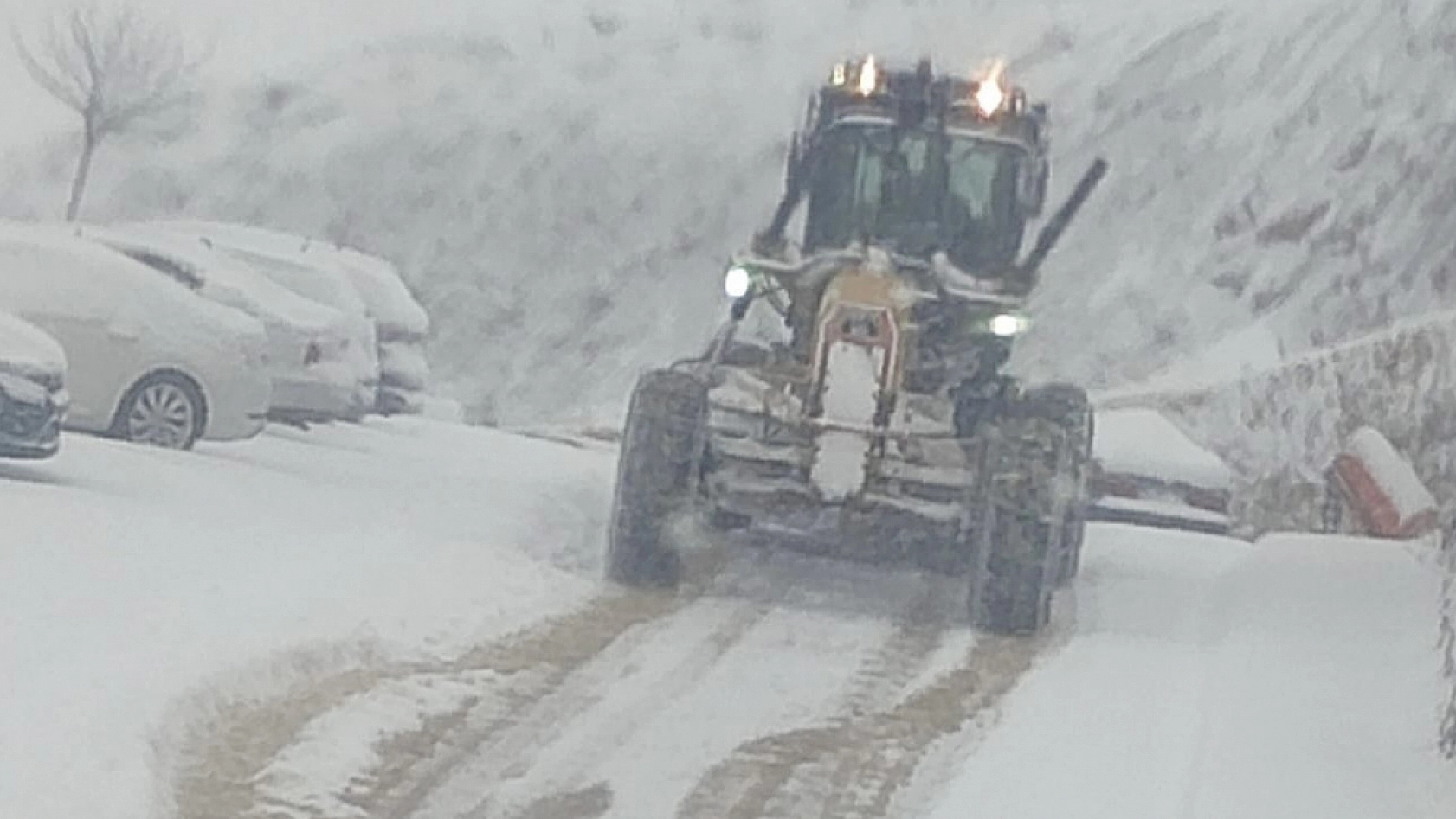 Kar yağışı etkisini sürdürecek: Elazığ'da okullar tatil edilecek mi?