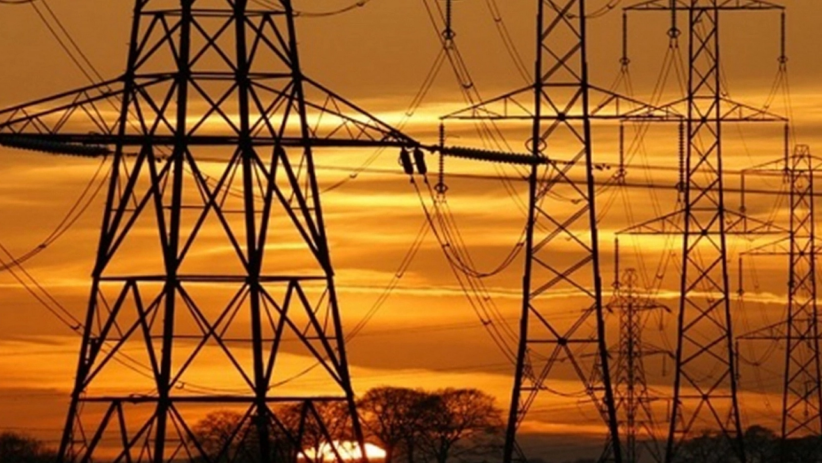 Elazığ'daki vatandaşlar dikkat! Telefonlarınızı şarj etmeyi unutmayın, 93 noktada elektrik kesintisi yaşanacak