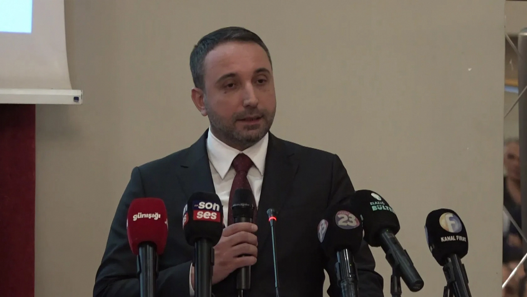 Gökhan Arpa Yeniden HAK-İŞ Hizmet-İş Elazığ Şube Başkanı seçildi