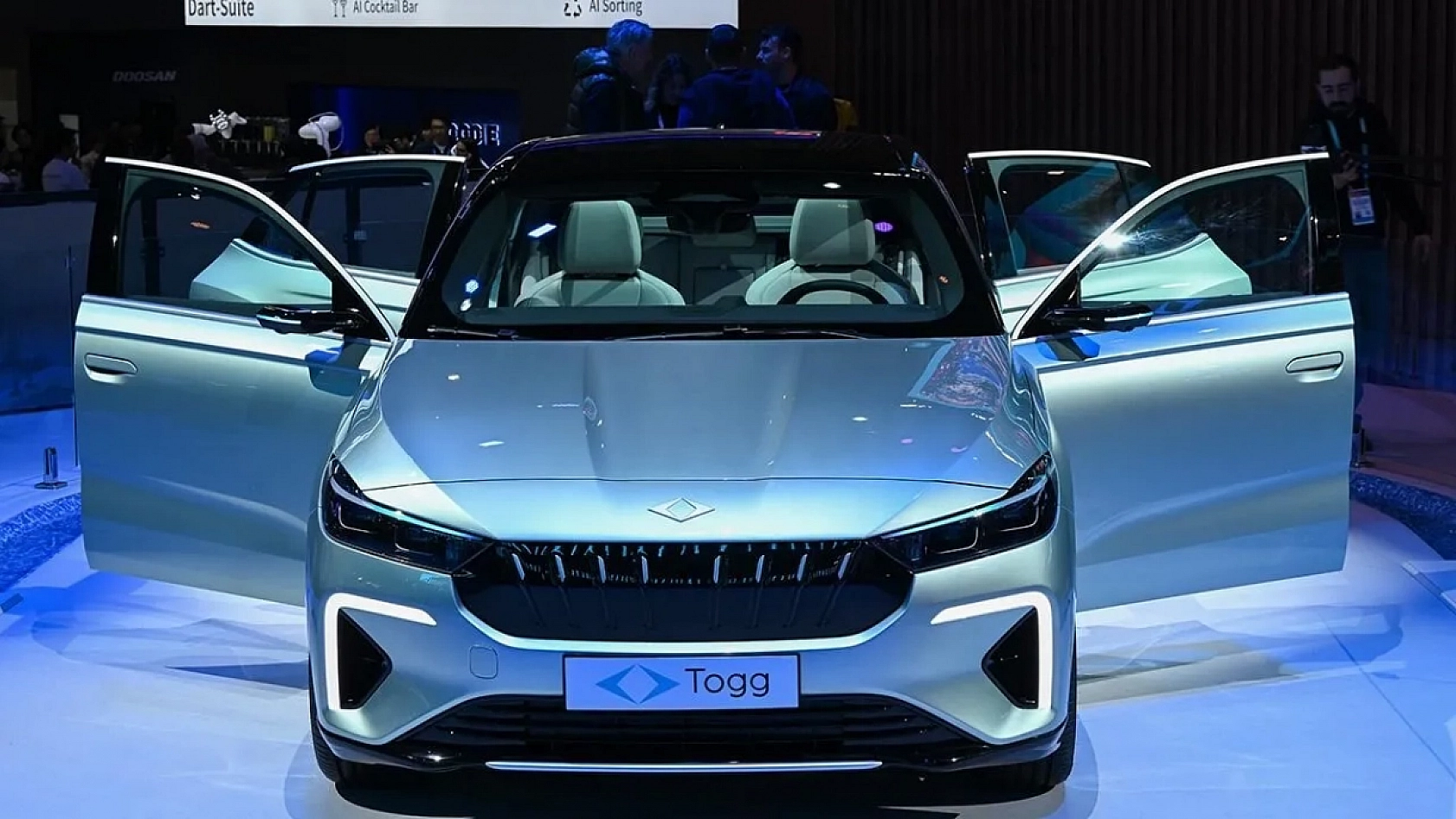 TOGG'un Sedan Modeli T10F, fiyatı ve çıkış tarihi açıklandı