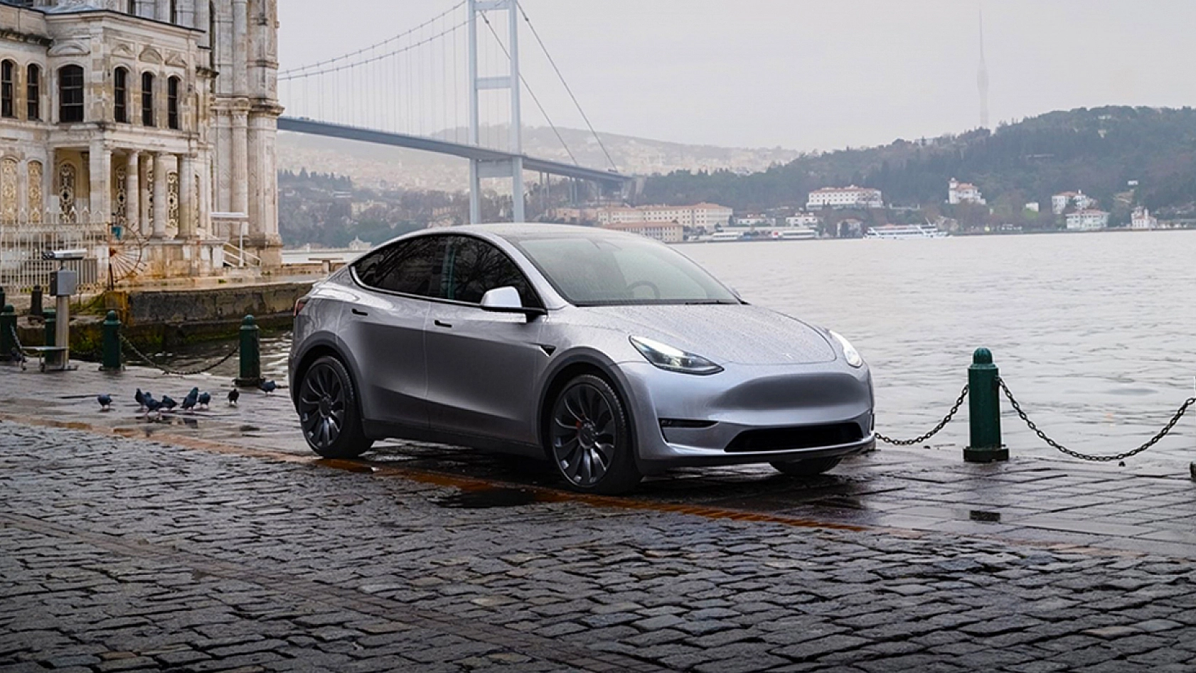 Tesla'nın ekranında yeni bir çağ: Görenler şaşkına döndü