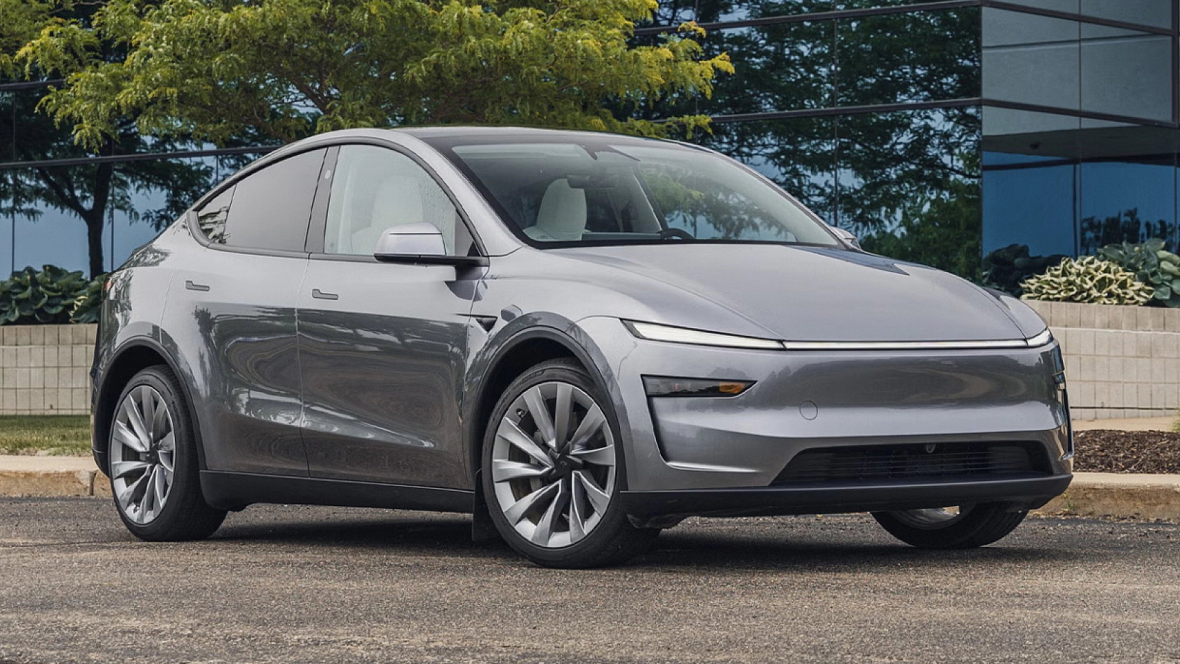 Tesla'nın ekranında yeni bir çağ: Görenler şaşkına döndü