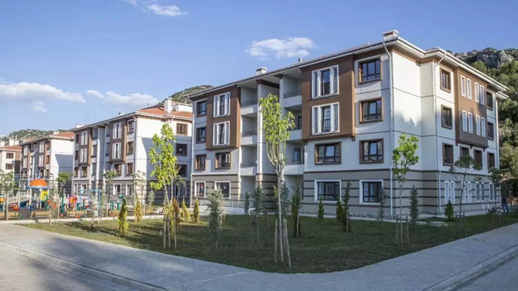 Elazığ'da Telefonlara Gelen Mesaj Heyecanı arttırdı! TOKİ kurasına günler kaldı