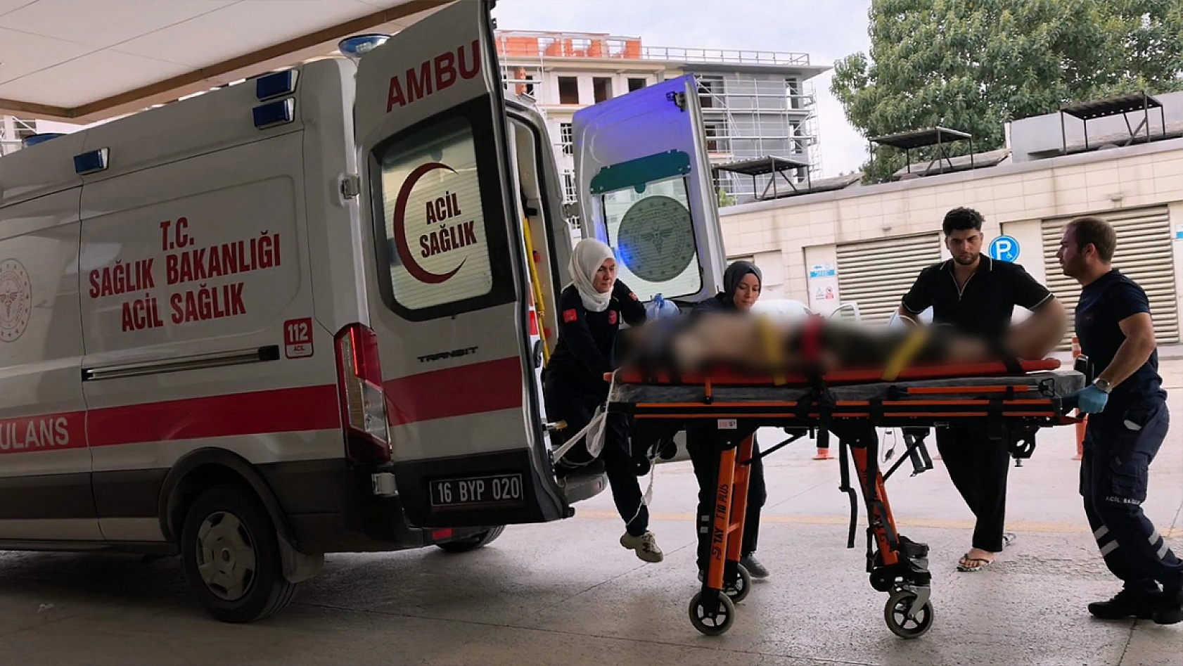Banyo yaparken fenalaşan genç hayatını kaybetti