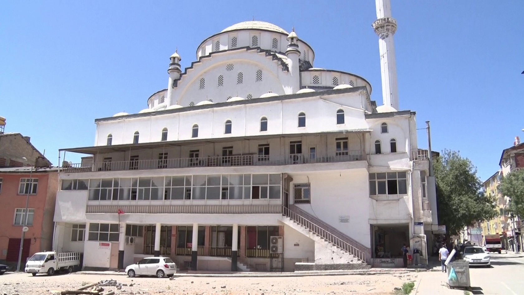 Elazığ'da Yanlıştan Dönüldü