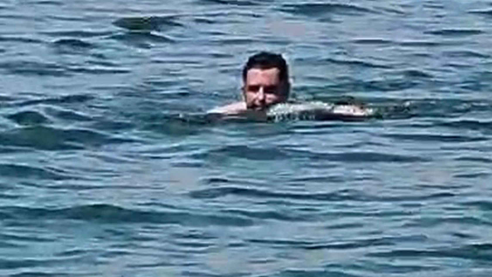 Elazığ'dan Malatya'ya yüzdü!