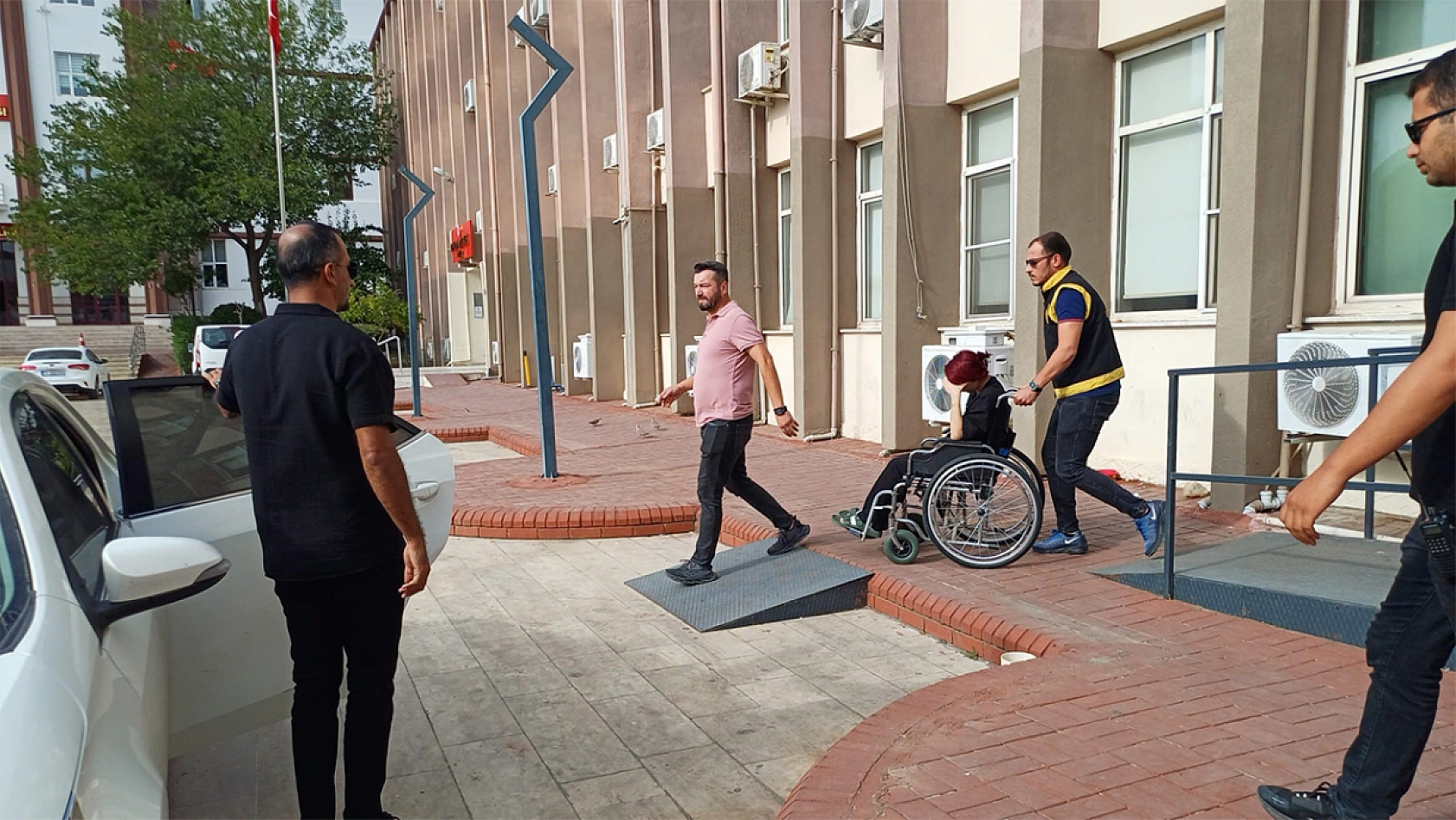 Yangında eşi ölmüştü, cinayet şüphesiyle tutuklandı