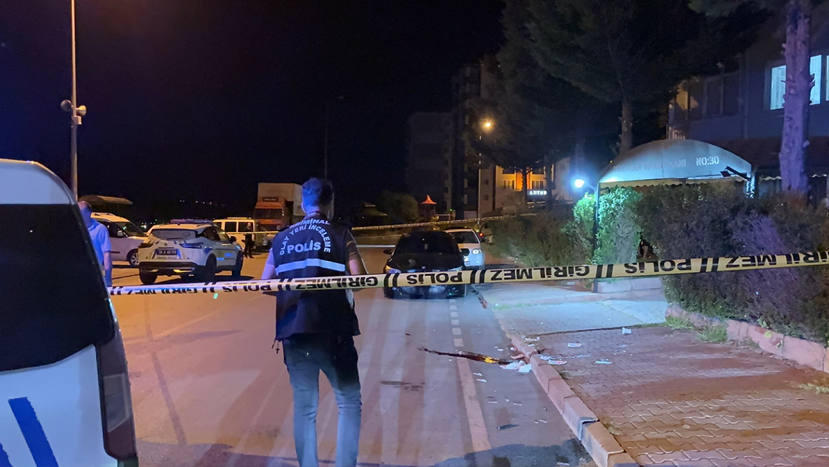 Baba-oğul arasında 'sigara parası' kavgası: 1'i ağır 2 yaralı