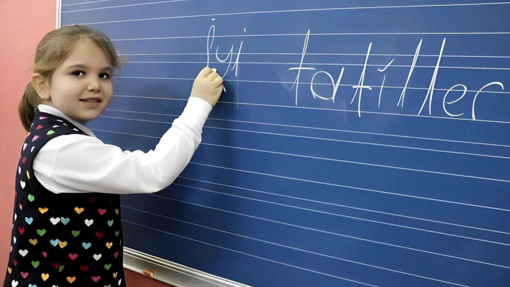 Elazığ'da Yaz Tatili Öne Çekilecek Öğrenciler Havalara Uçacak!