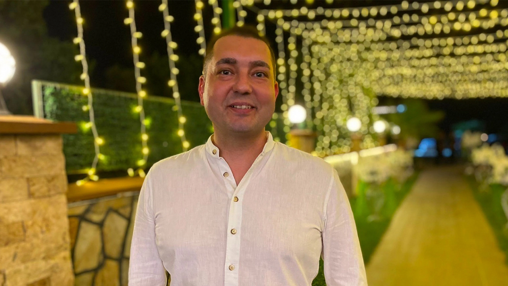 Nikaha bir gün kala ayrıldı, gelinsiz düğün yaptı