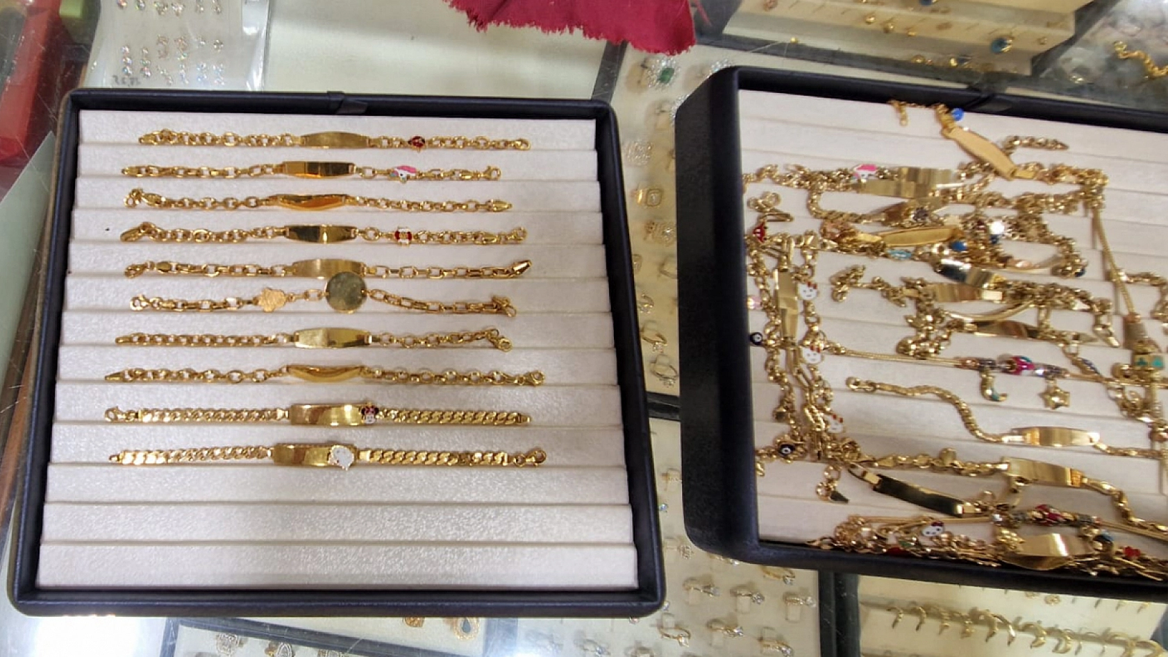 Altın fiyatları arttı, bebek bilezikleri inceldi: 'gelenek hâlâ devam ediyor'