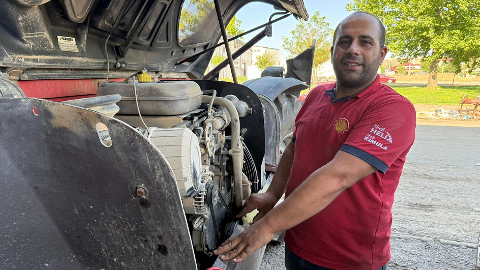 Elazığ'da sıcak hava en çok onlara yaradı: Araç sahipleri saatlerce sıra bekliyor