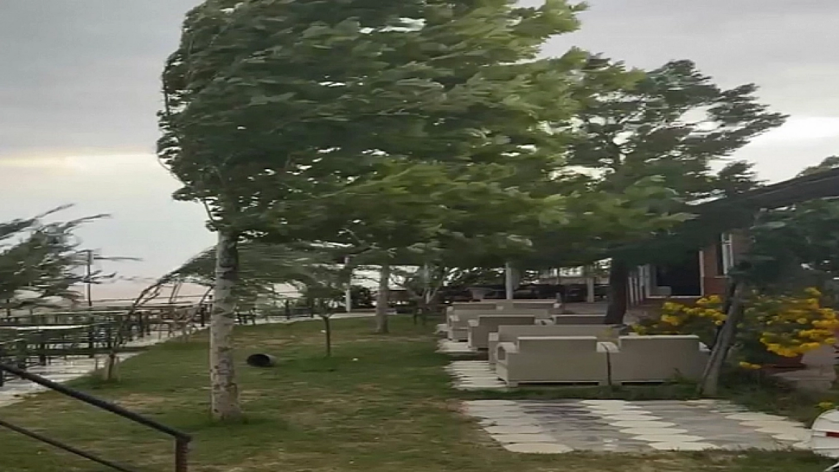 Meteoroloji o iller için fırtına alarmı verdi