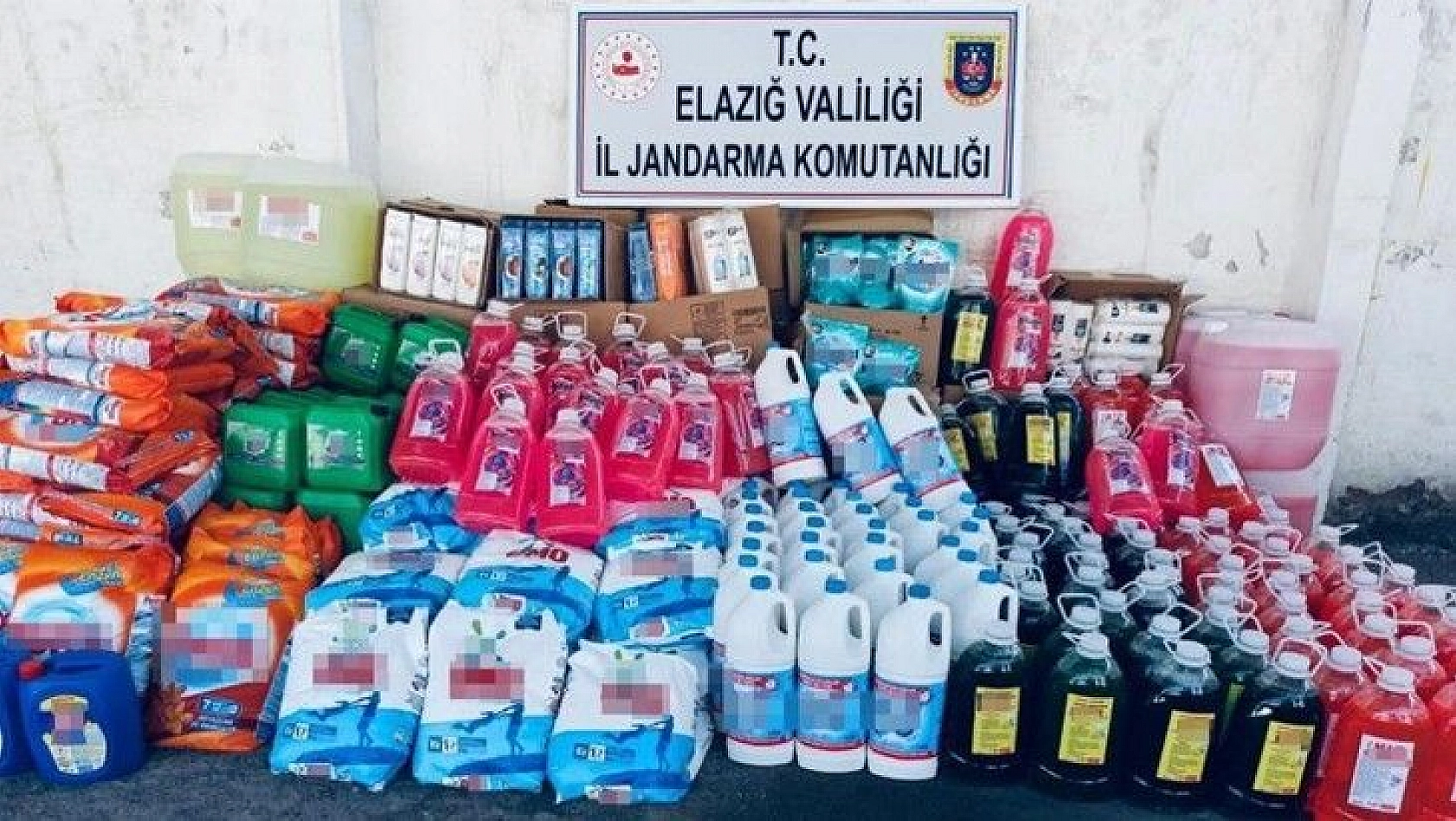 Elazığ'da 2 tondan fazla taklit temizlik malzemesi ele geçirildi