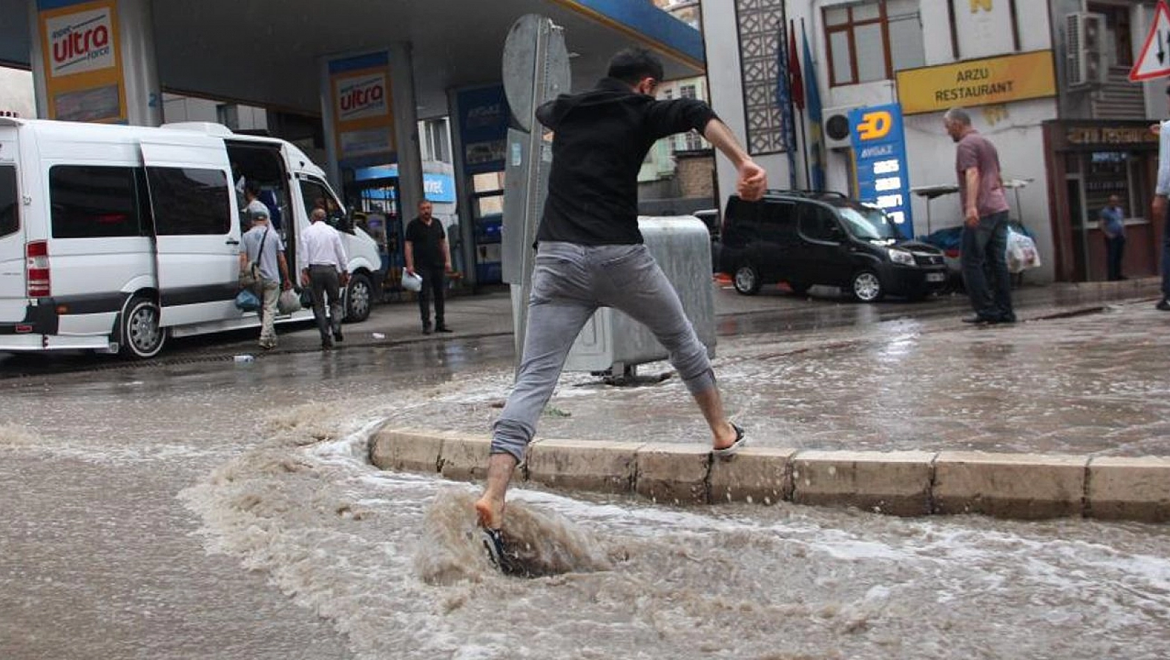 AFAD ve Meteoroloji Elazığlıları Uyardı