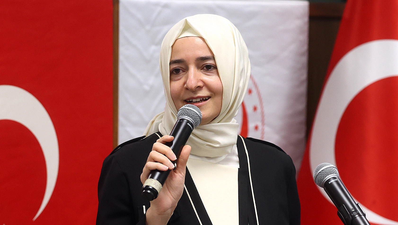 Ak Parti Genel Başkan Yardımcısı Fatma Betül Sayan Kaya, Elazığ'a Geliyor