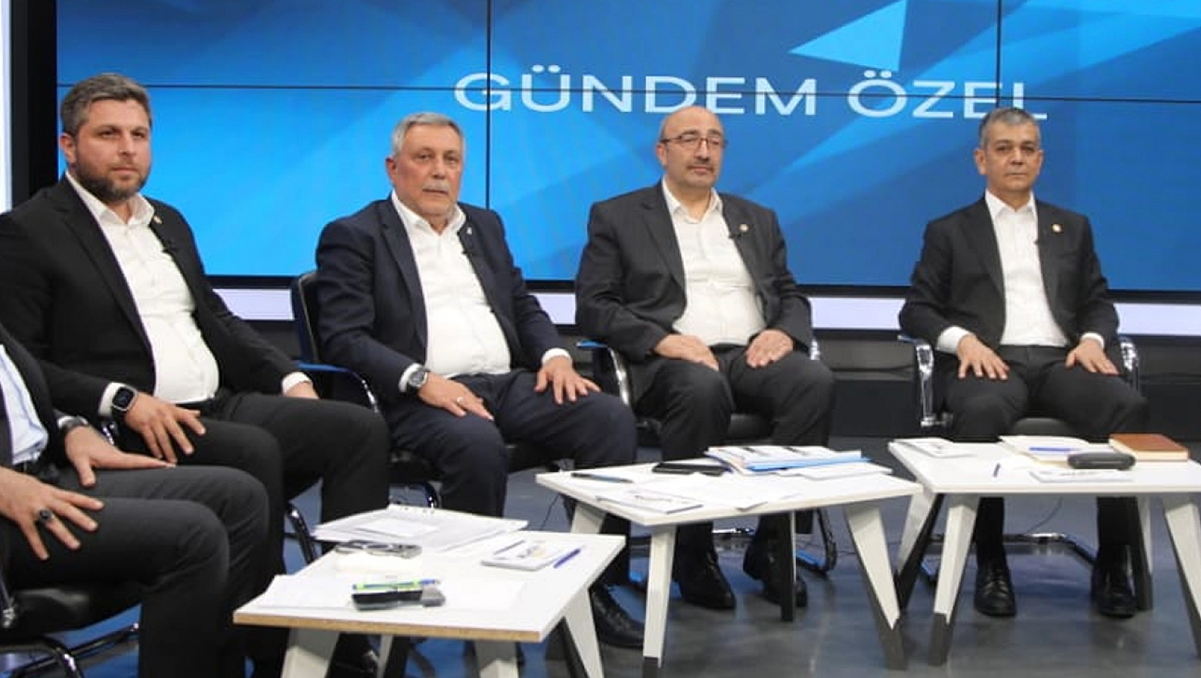 Ak Parti Milletvekili Halkın Gündeminin Ekonomi Olmasına Şaşırdı!...