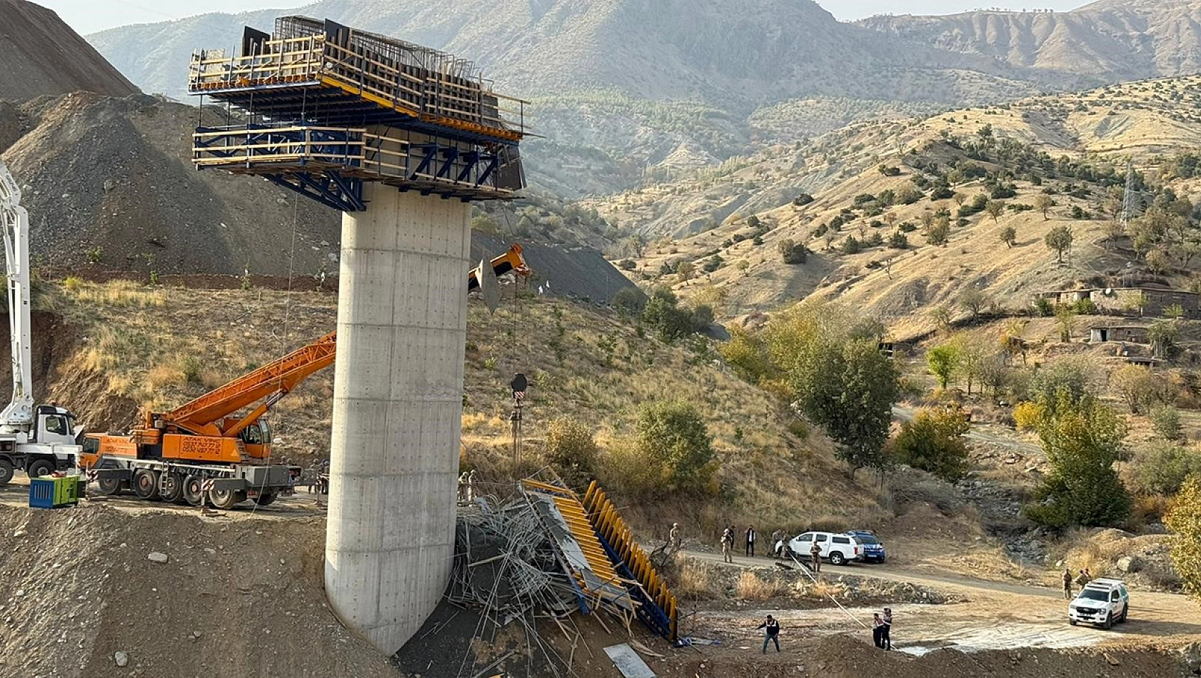 Diyarbakır'daki Viyadük çökmesinde gözaltı sayısı 4'e yükseldi