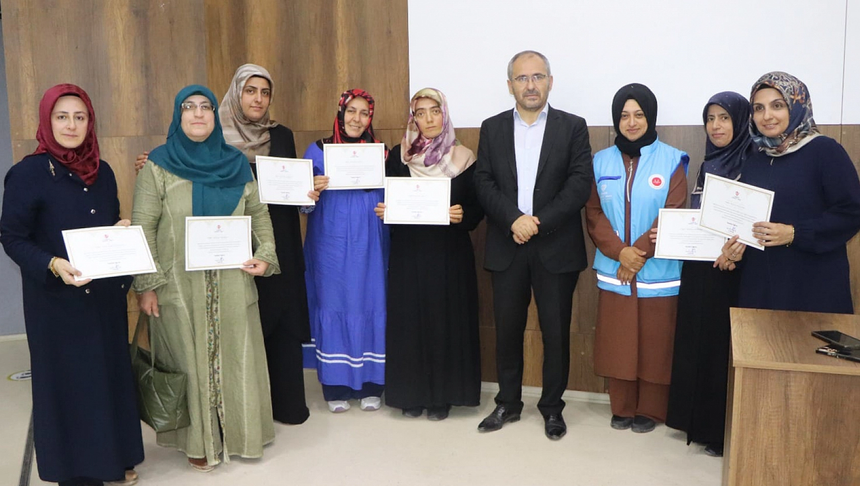 Elazığ'da Aylık Mutat Toplantısı Yapıldı