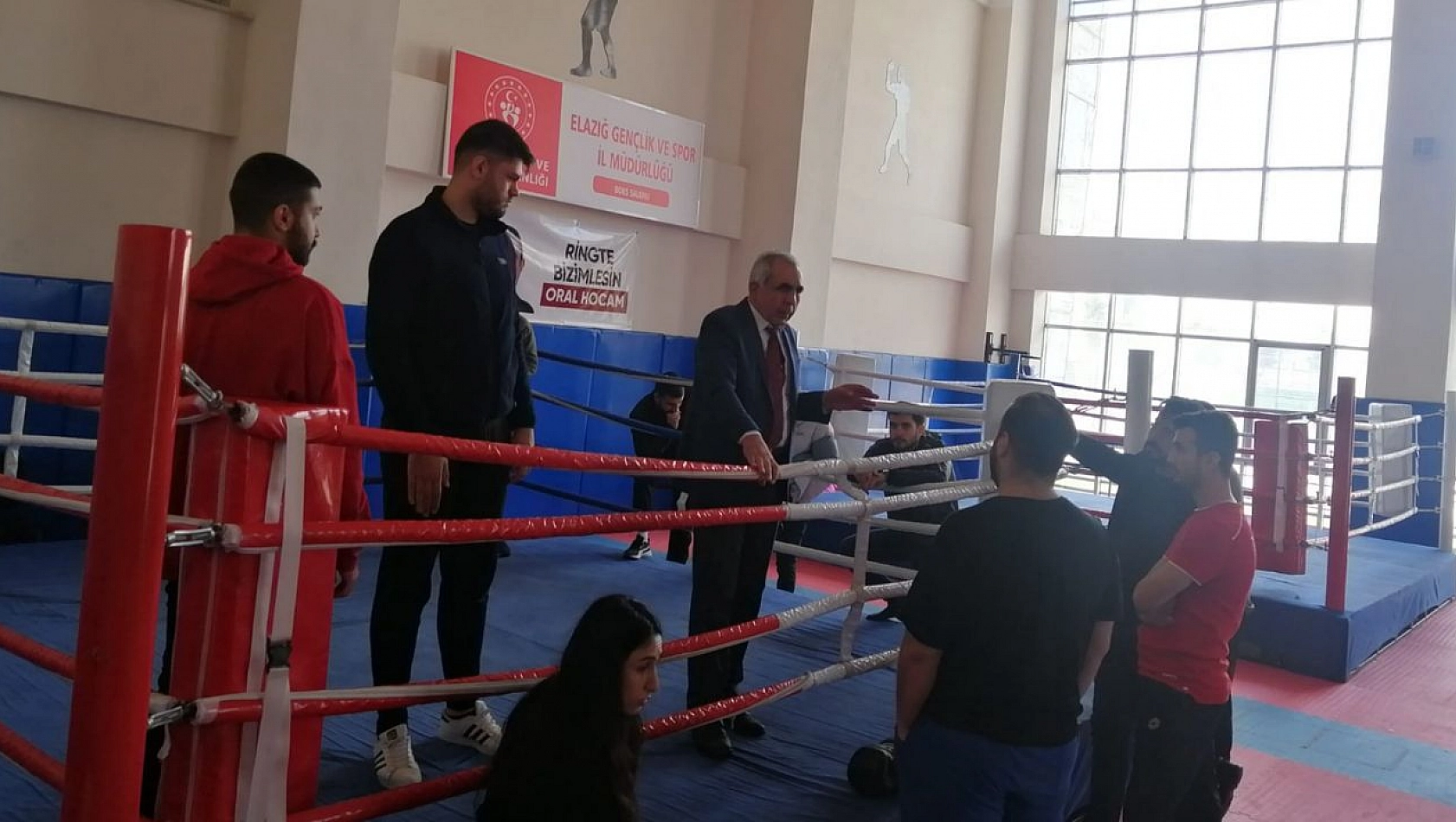 Elazığ'da Boks Aday Hakemlik Kursu devam ediyor