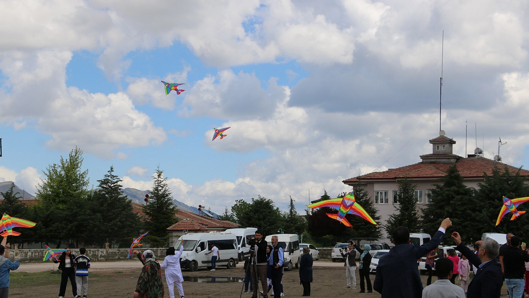 Elazığ'da 'Engelsiz Uçurtma Şenliği' Renkli Görüntülere Sahne Oldu