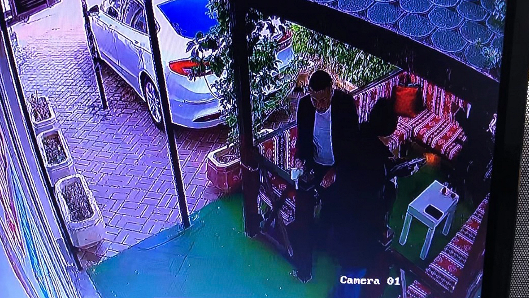 Elazığ'da gazeteci Koca'ya silahlı saldırı anı kameraya yansıdı