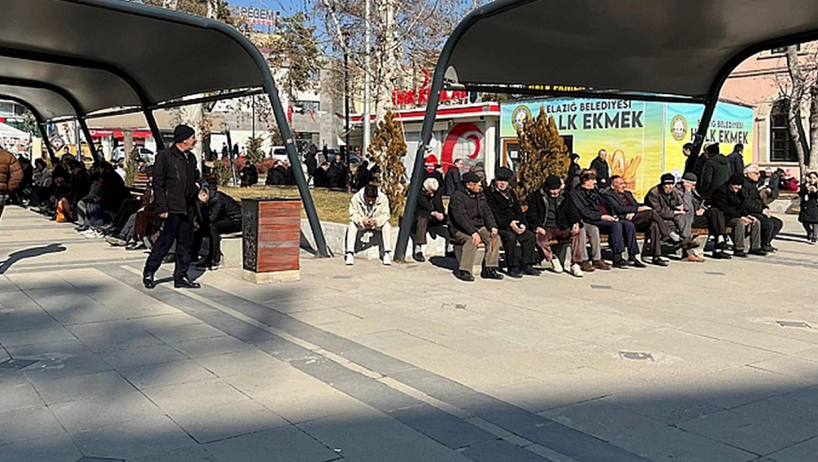 Emekliye ikinci zam sinyali: Maaş düzenlemesi gündemde