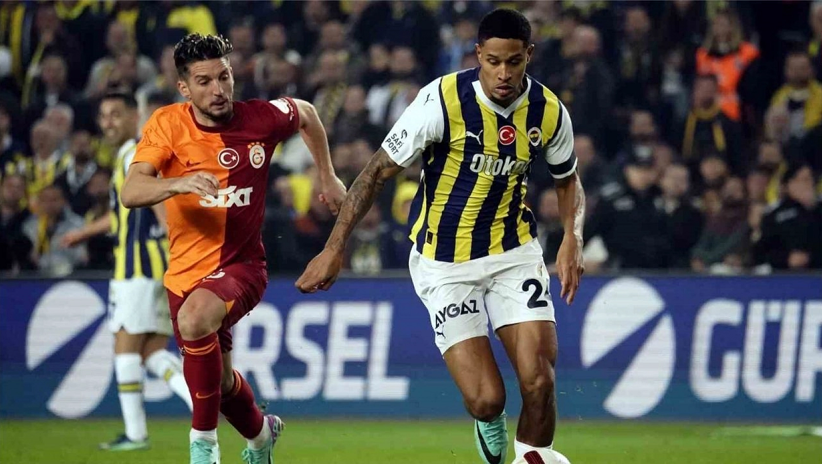 Galatasaray ve Fenerbahçe medyası arasında restleşme