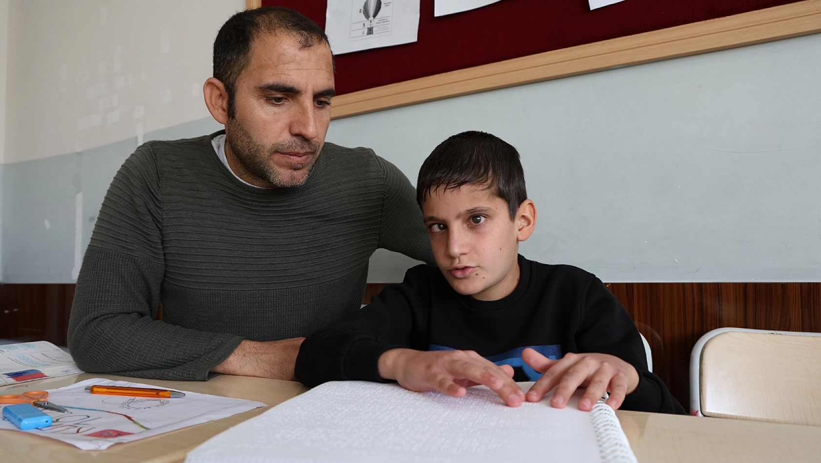 Görme Engelli Caner, Kırk Hadis Yarışmasında Birinci Oldu