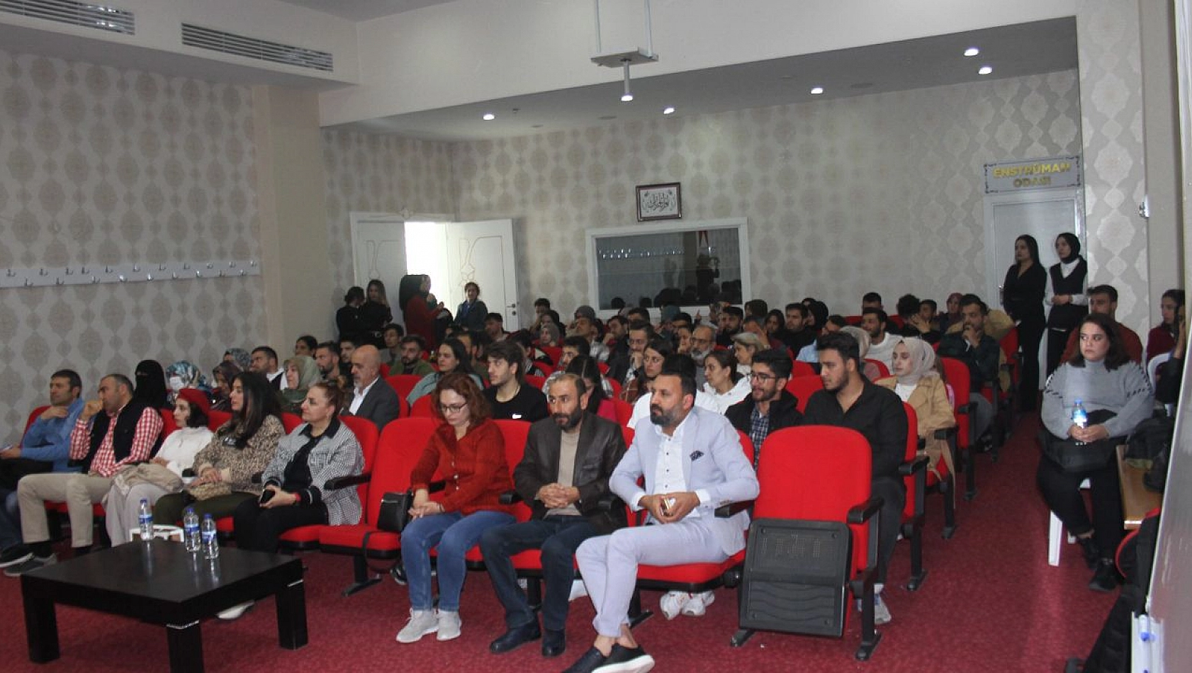 İletişim Öğrencilerinin Sosyal Sorumluk Projesi Yoğun Katılımla Gerçekleşti