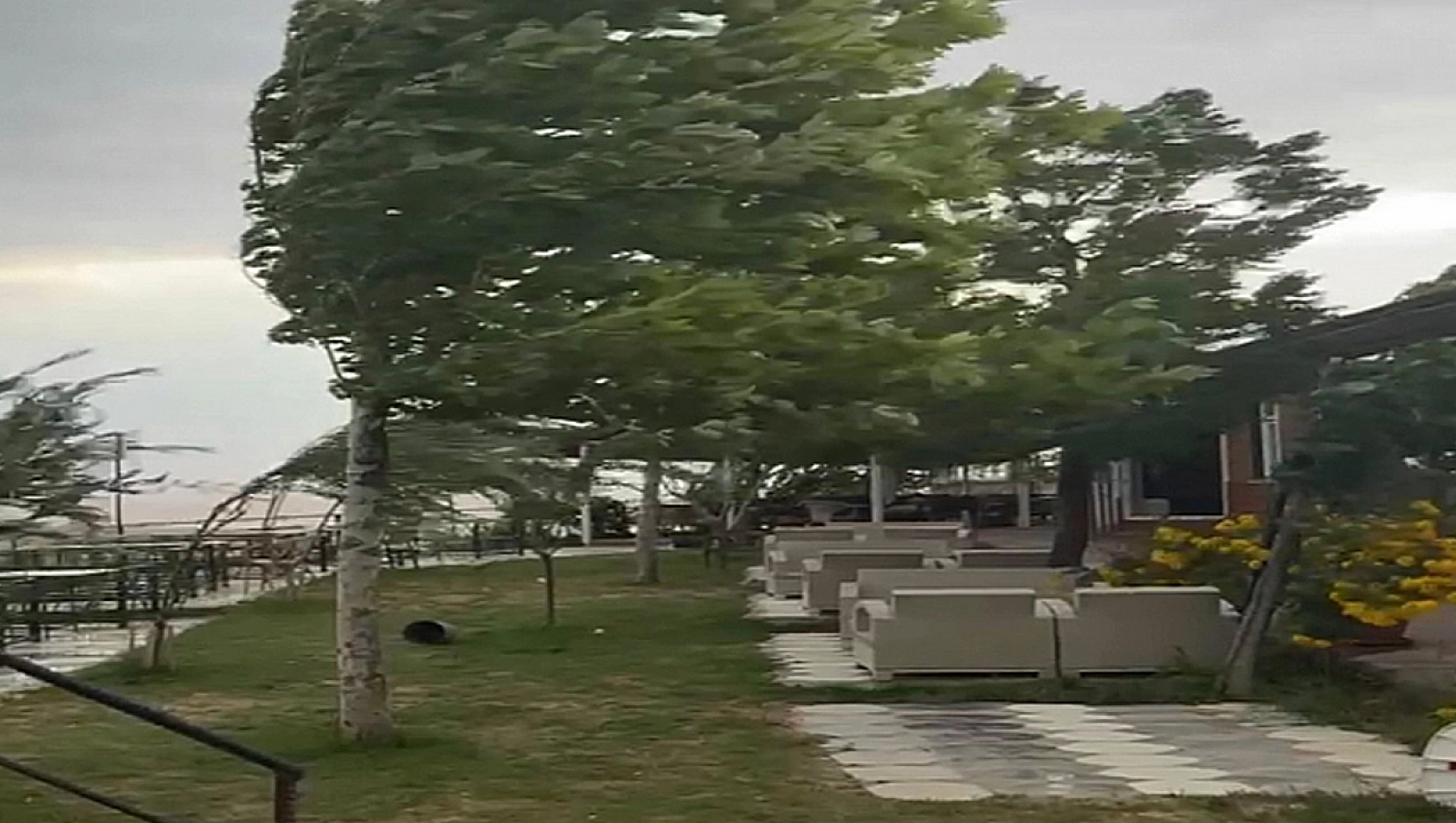 Meteoroloji o iller için fırtına alarmı verdi