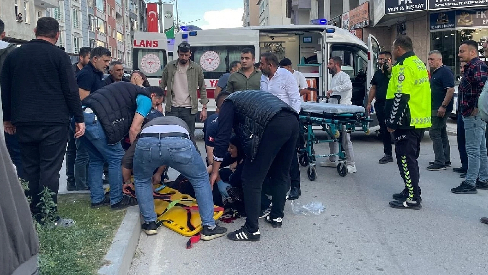 Otomobilin çarptığı kadın ağır yaralandı!