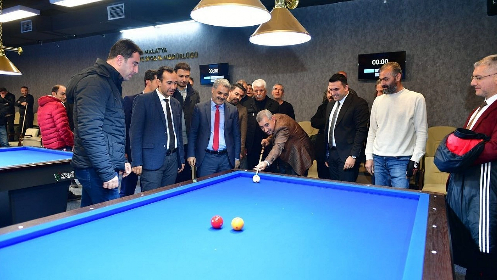 Yeşilyurt'ta 1.Ödüllü Üç Bant Bilardo Turnuvası heyecanı