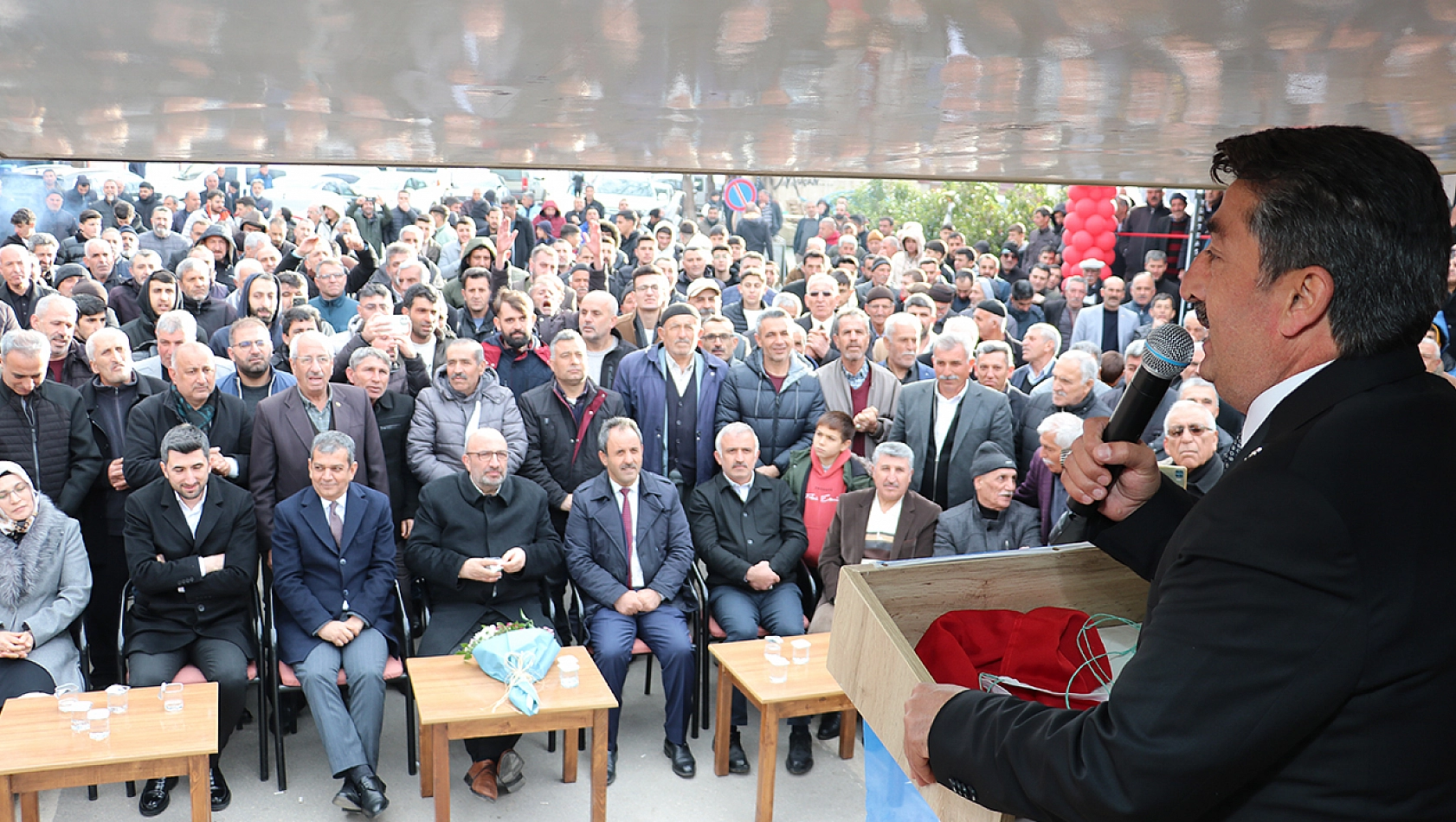 Yurtbaşı Ak Parti SKM Miting Havasında Açıldı