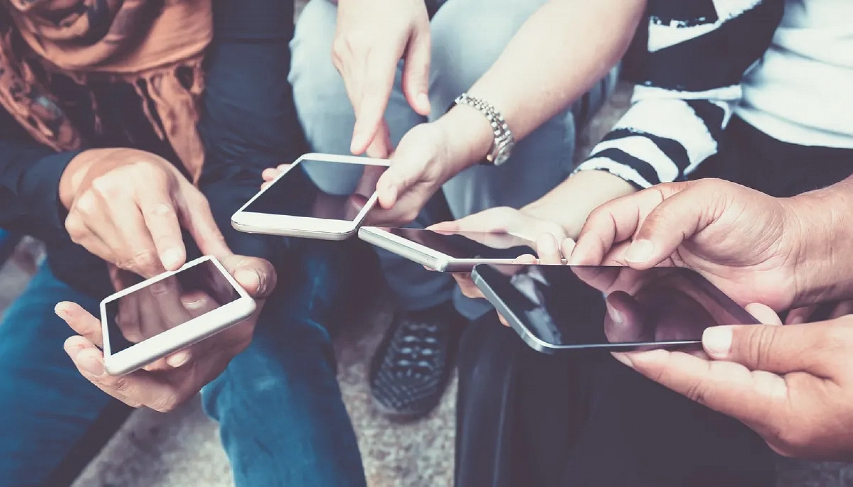 10 GB ücretsiz internet desteği nasıl alınır? İşte başvuru adımları... 1 yıl faydalanabileceksiniz