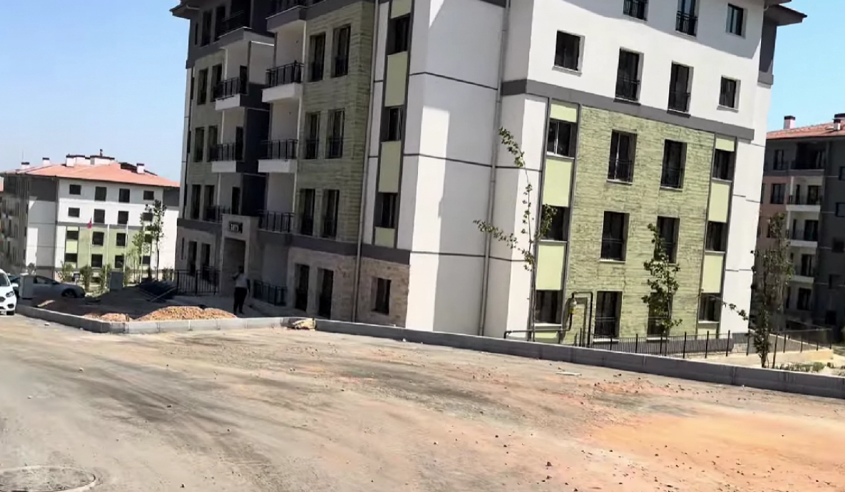 Ev almak isteyenler kara kara düşünüyor! Elazığ'da kredili konut dönemi bitiyor mu?