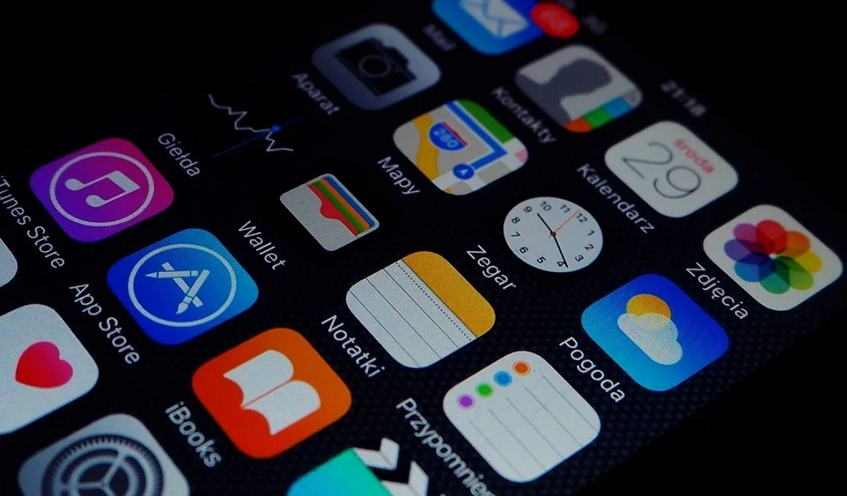 Siri artık eskisi gibi değil: Apple'dan tarihi güncelleme