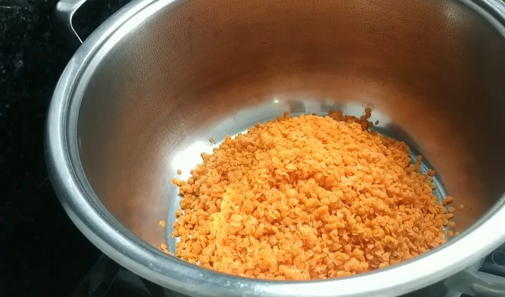 Usta lokantacı sırrını verdi! Lokanta usulü mercimek çorbasını bu tarife göre yapabilirsiniz