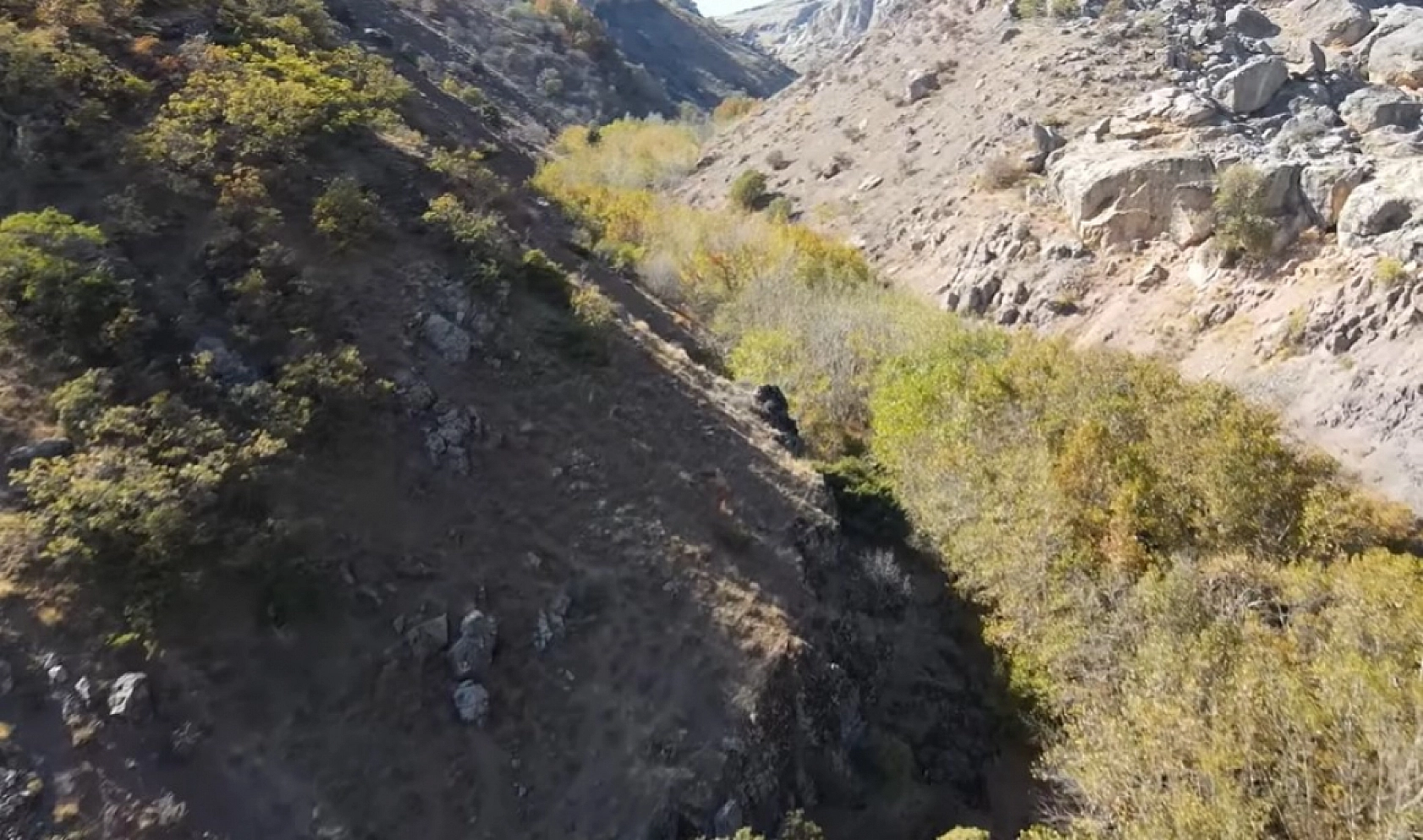 Elazığ merkeze sadece 15 kilometre uzakta! Resmen akın ediyorlar… 