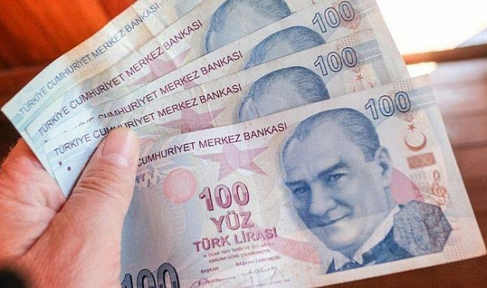 Memur ve emekliye zam hesabı netleşiyor: Memurun muhtemel zam oranı belli oluyor… İşte konuşulan rakamlar…