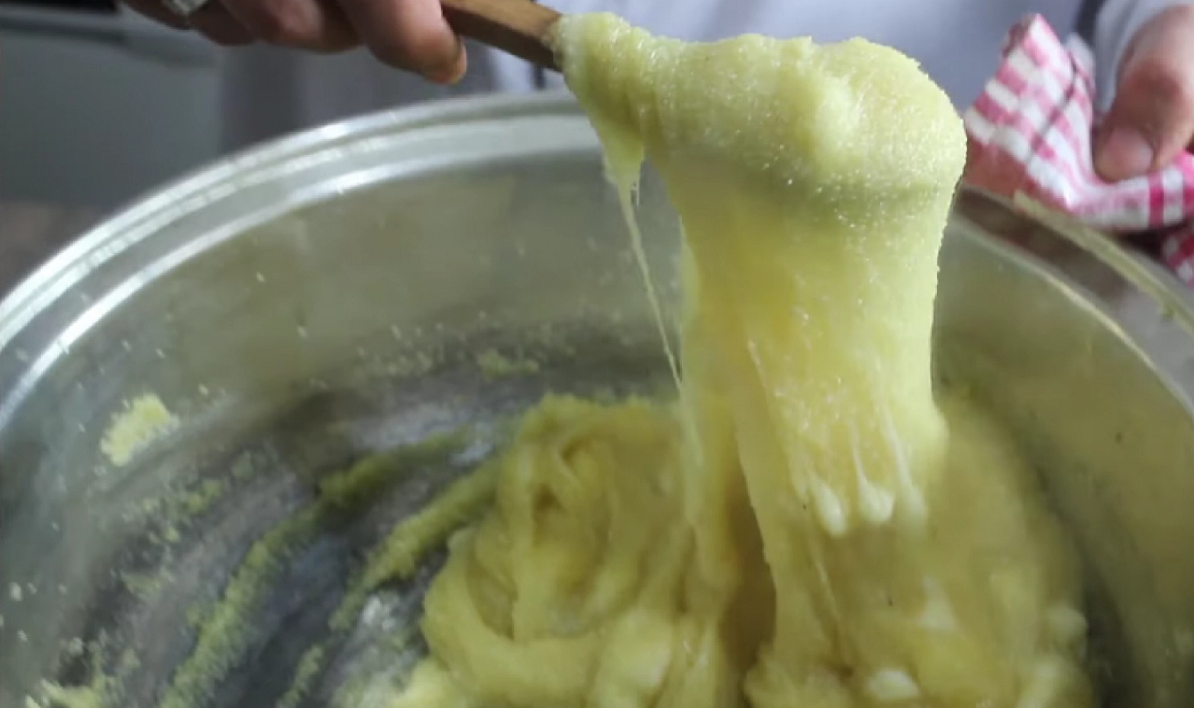 Elazığlılar peynir helvasının tarifini sır gibi saklıyor! Tadına doyum olmuyor