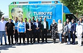 AK Parti Elazığ İl Gençlik Kolları'ndan Arife Günü Anlamlı Çam Dağıtımı