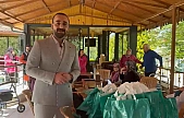 Carmen Çeyiz, Huzurevi'nde Kalan Anneleri Unutmadı