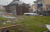 Elazığ'da bir evin daha çatısı uçtu