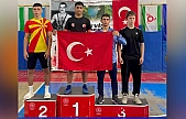 Genç pehlivanlardan uluslararası başarı