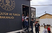 Gezen Sinema Tırı Baskil'de çocuklarla buluştu