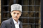 Mustafa Abdulcemil Kırımoğlu'na fahri hemşerilik beratı verildi