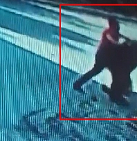 55 yaşındaki engelli adamı darp etti